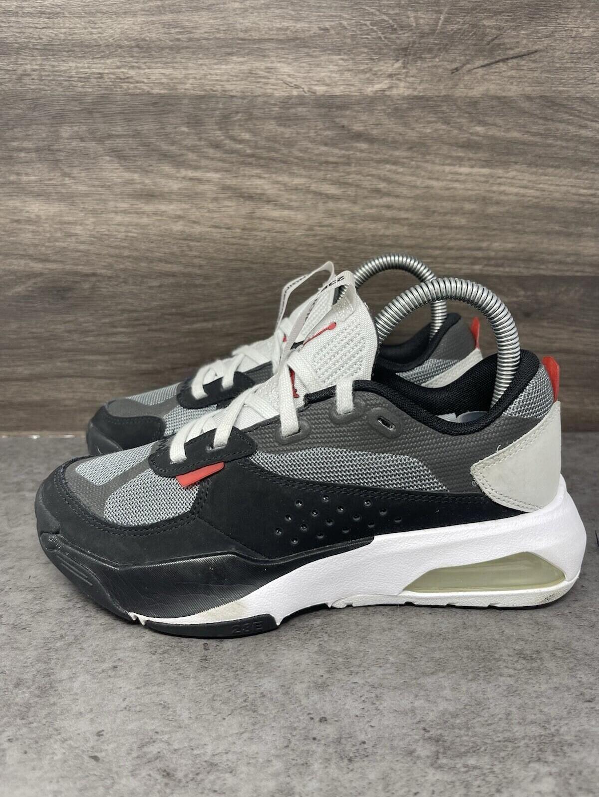 Jordan Air 200e Sneakers Kids Size 4y Gs Grey Black Dm9677-060